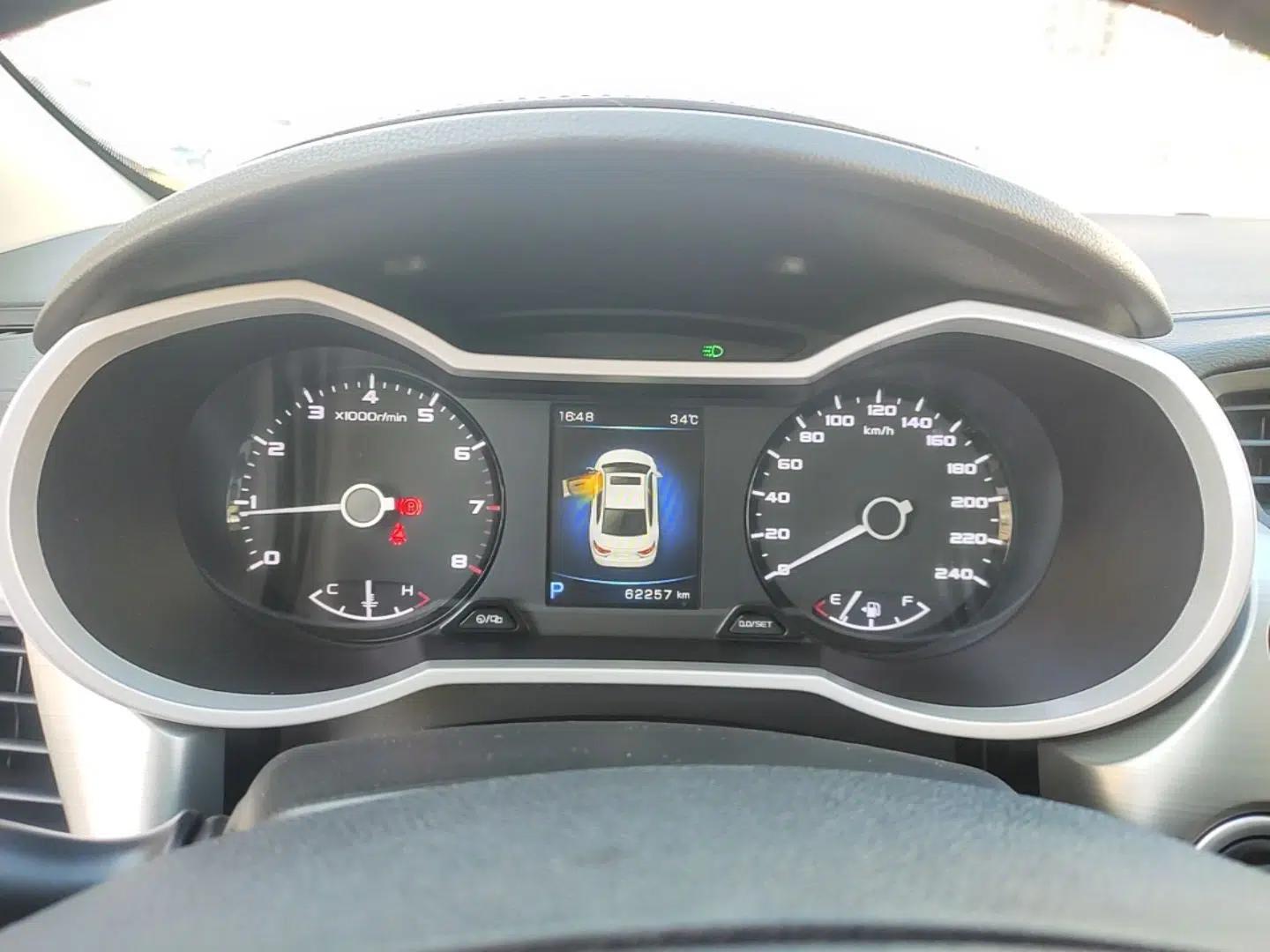 Geely Auto Emgrand GL 2017 1.8L DCT Elite Model — миниатюра 19