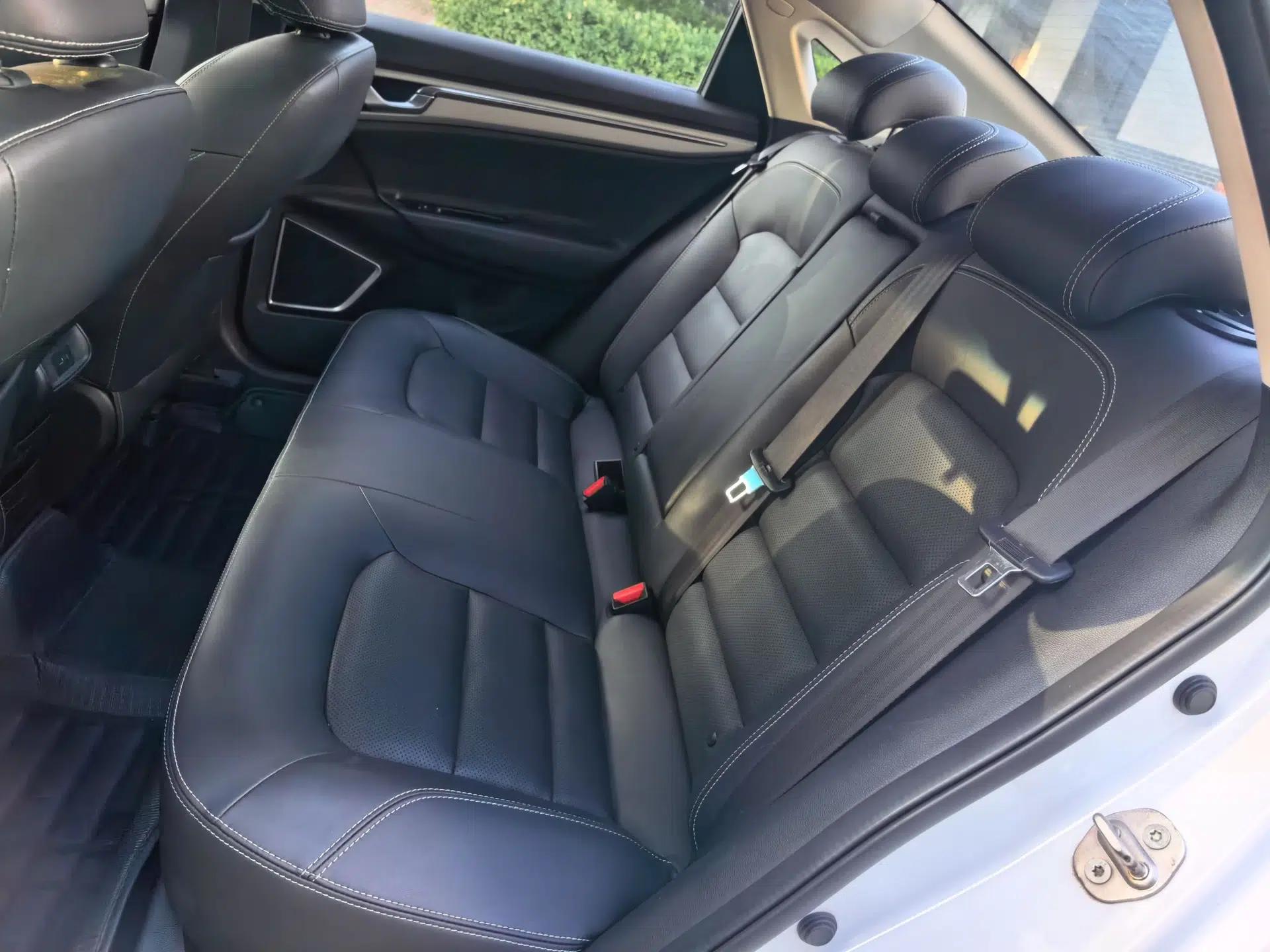 Geely Auto Emgrand GL 2017 1.8L DCT Elite Model — миниатюра 25