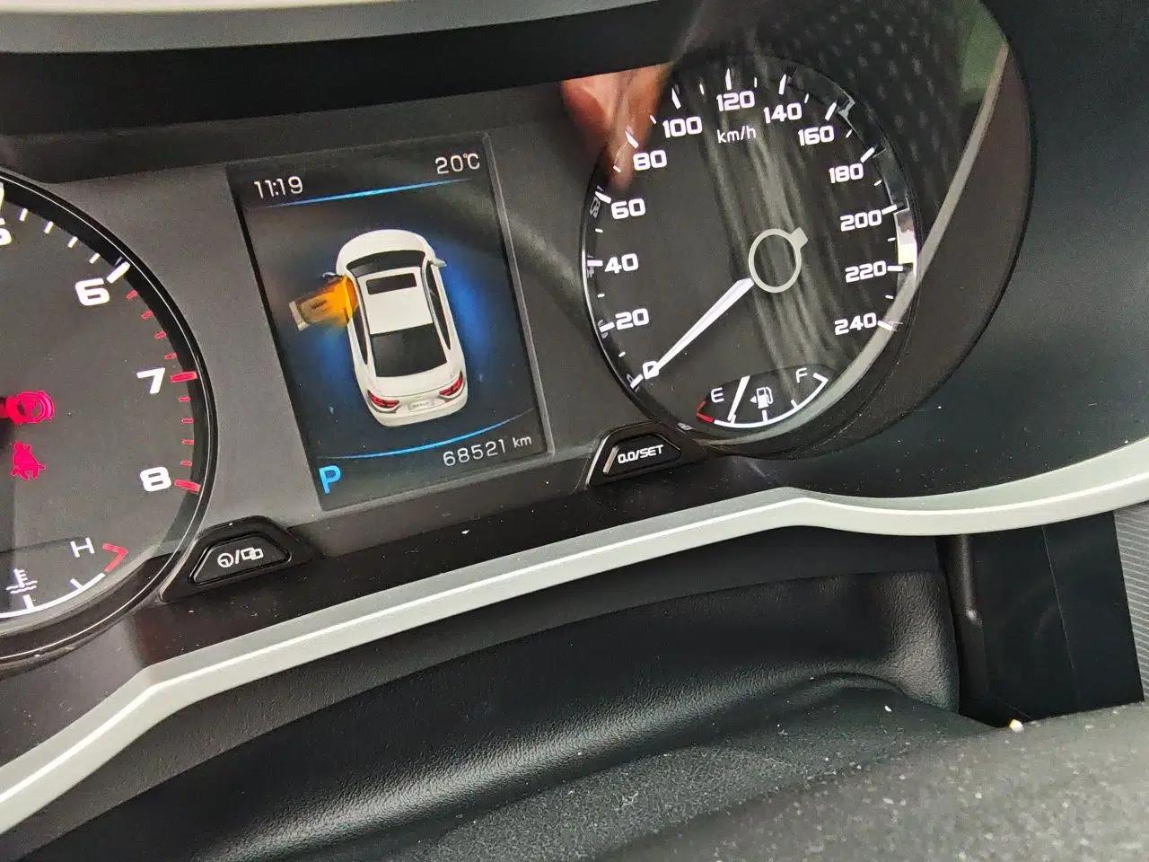 Geely Auto Emgrand GL 2018 1.4T DCT Prestige Smart Connectivity Version — миниатюра 12