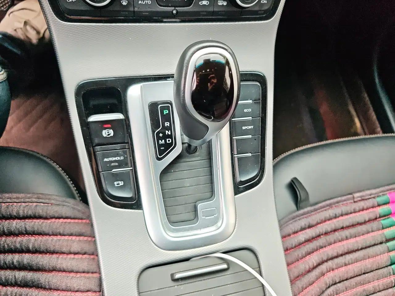 Geely Auto Emgrand GL 2018 1.4T DCT Prestige Smart Connectivity Version — миниатюра 14