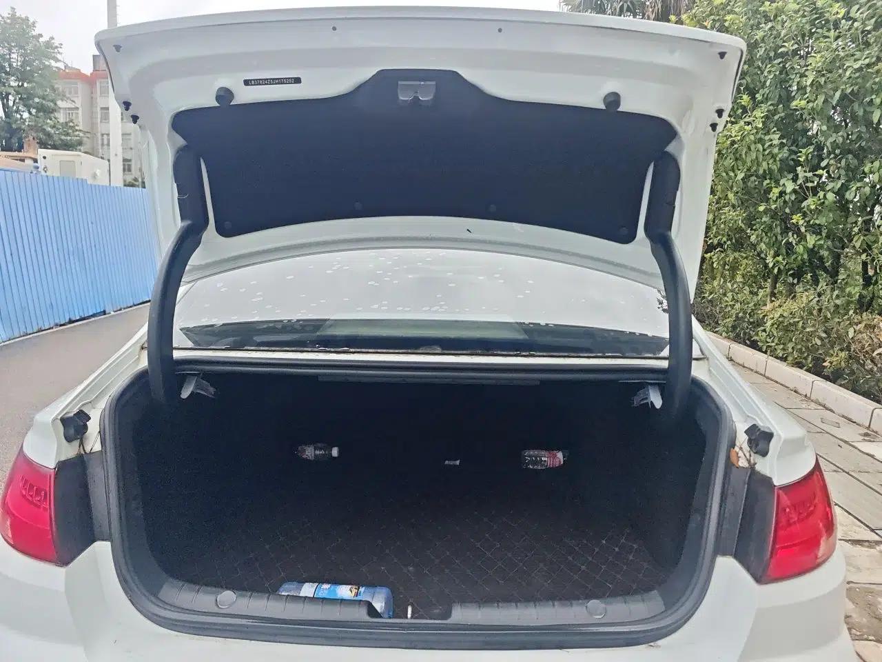 Geely Auto Emgrand GL 2018 1.4T DCT Prestige Smart Connectivity Version — миниатюра 19