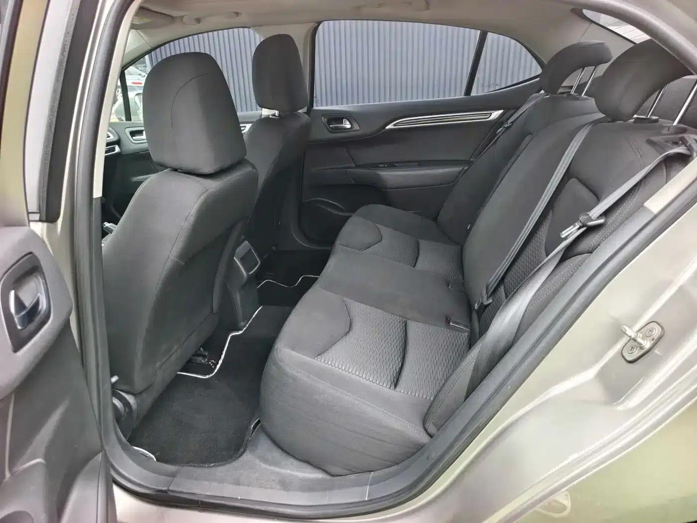 Citroën C4L 2013 1.8L Automatic Enjoy Edition — миниатюра 9