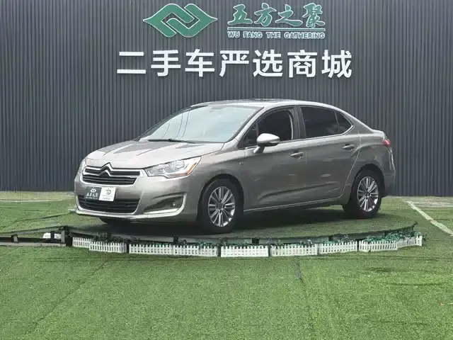 Citroën C4L 2013 1.8L Automatic Enjoy Edition