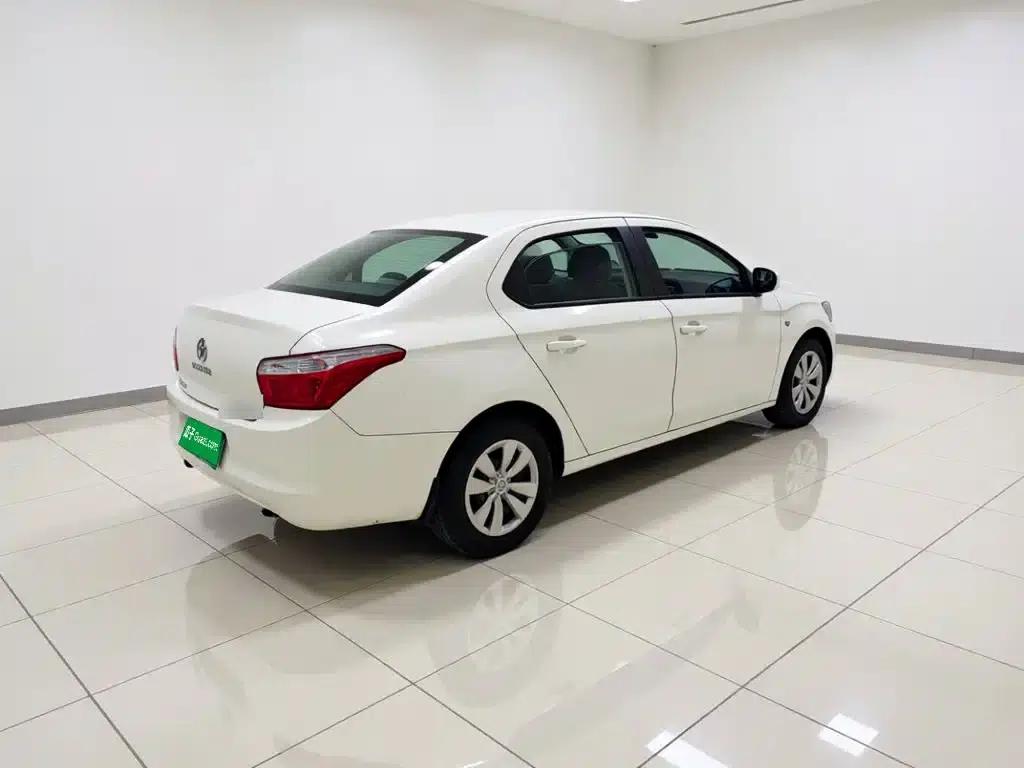 2015 Citroën Elysee Premium Edition 1.6L Manual Fashion Model — миниатюра 6