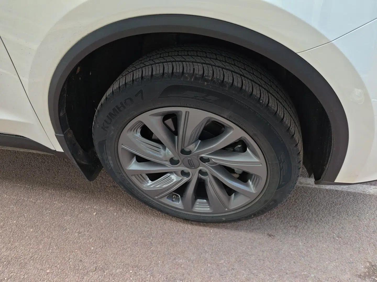 Geely Auto Jiajie New Energy 2021 ePro 1.5TD PHEV Deluxe Model — миниатюра 8