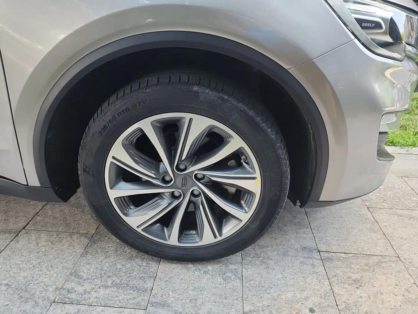 Geely Auto Jiajie 2021 Zhiqing 1.5TD DCT Luxury Model — миниатюра 8
