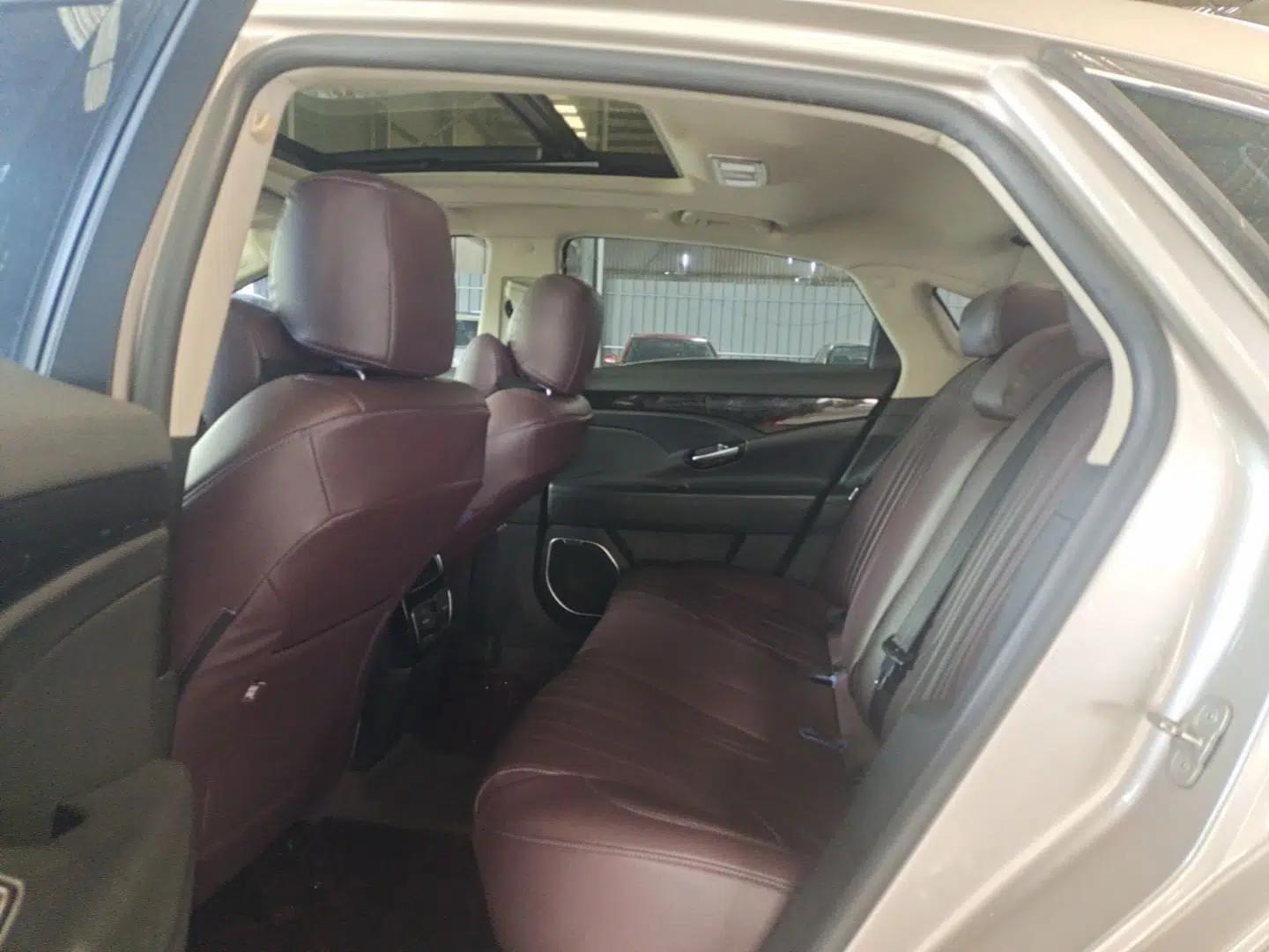 Geely Auto Emgrand GT 2016 2.4L Comfort Version — миниатюра 20