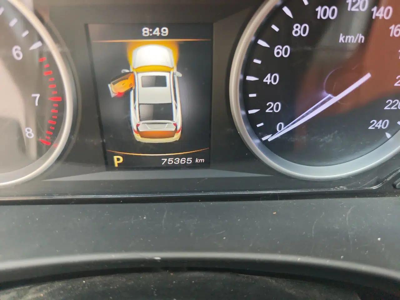 Geely Auto Emgrand GT 2015 1.8T Flagship Model — миниатюра 12