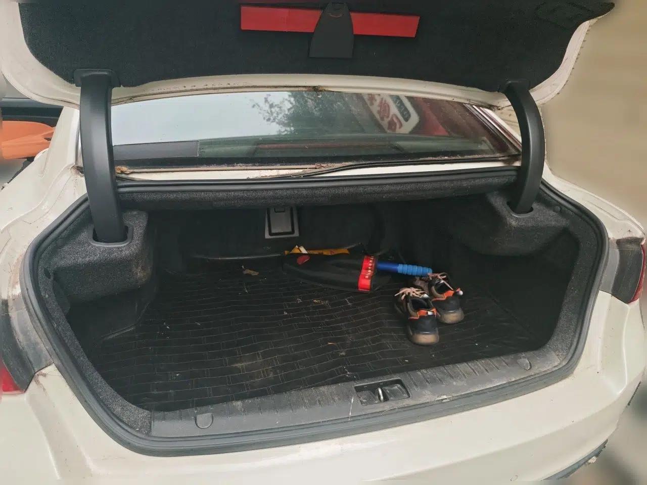 Geely Auto Emgrand GT 2015 1.8T Flagship Model — миниатюра 19