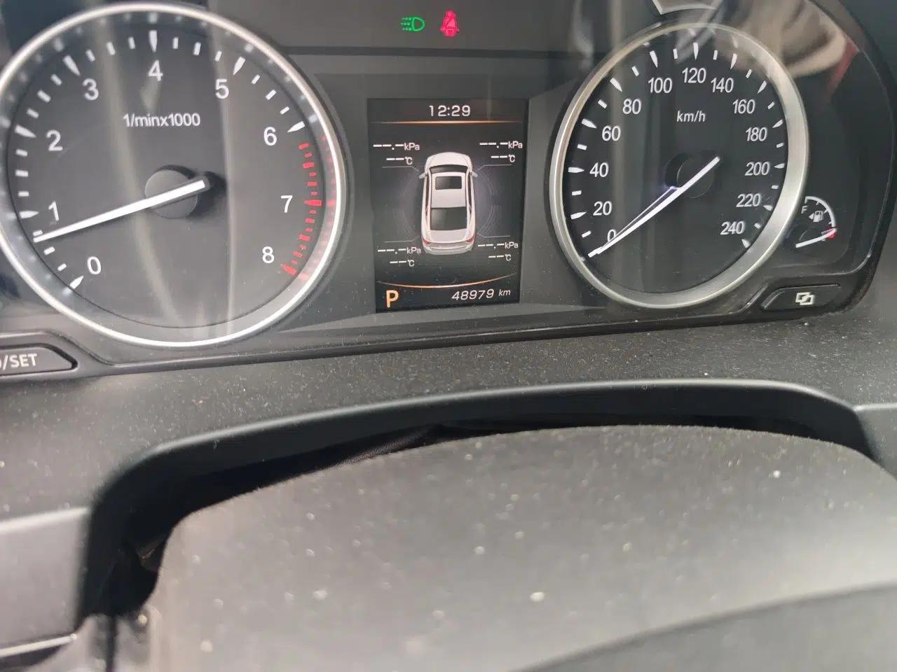 Geely Auto Emgrand GT 2016 1.8T Zunya Model — миниатюра 12