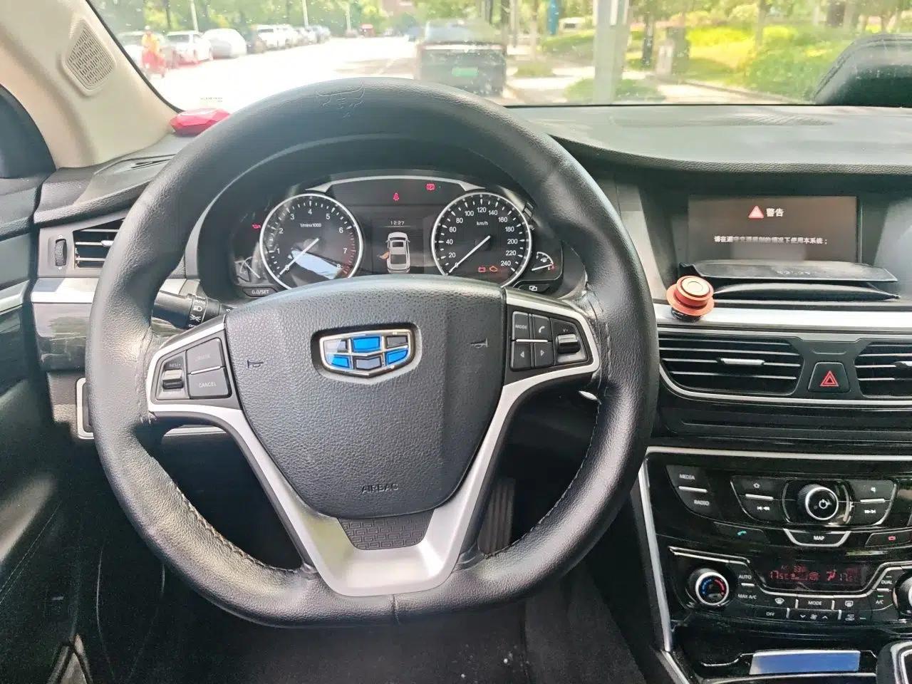 Geely Auto Emgrand GT 2016 1.8T Zunya Model — миниатюра 10