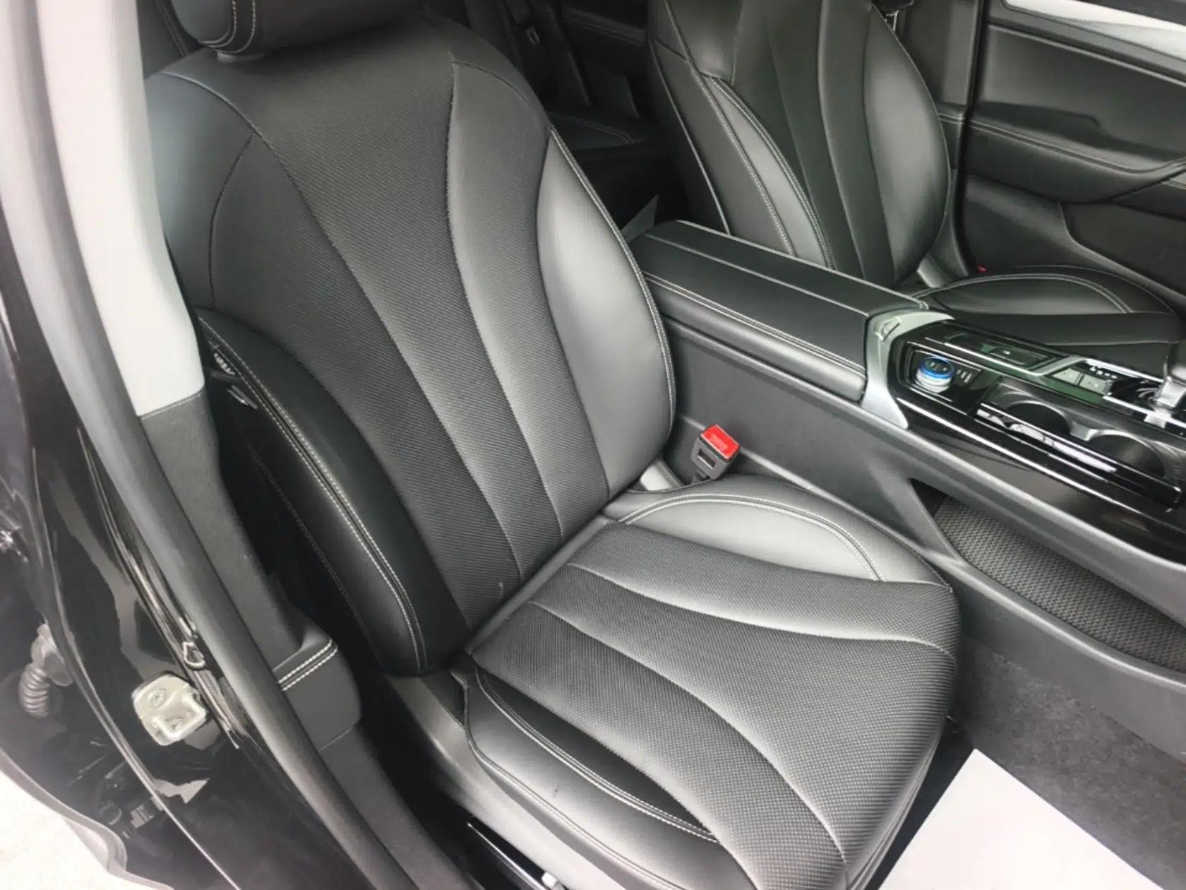 Geely Auto Emgrand GT New Energy 2022 1.5T PHEV Extended Range Prestige Version — миниатюра 19