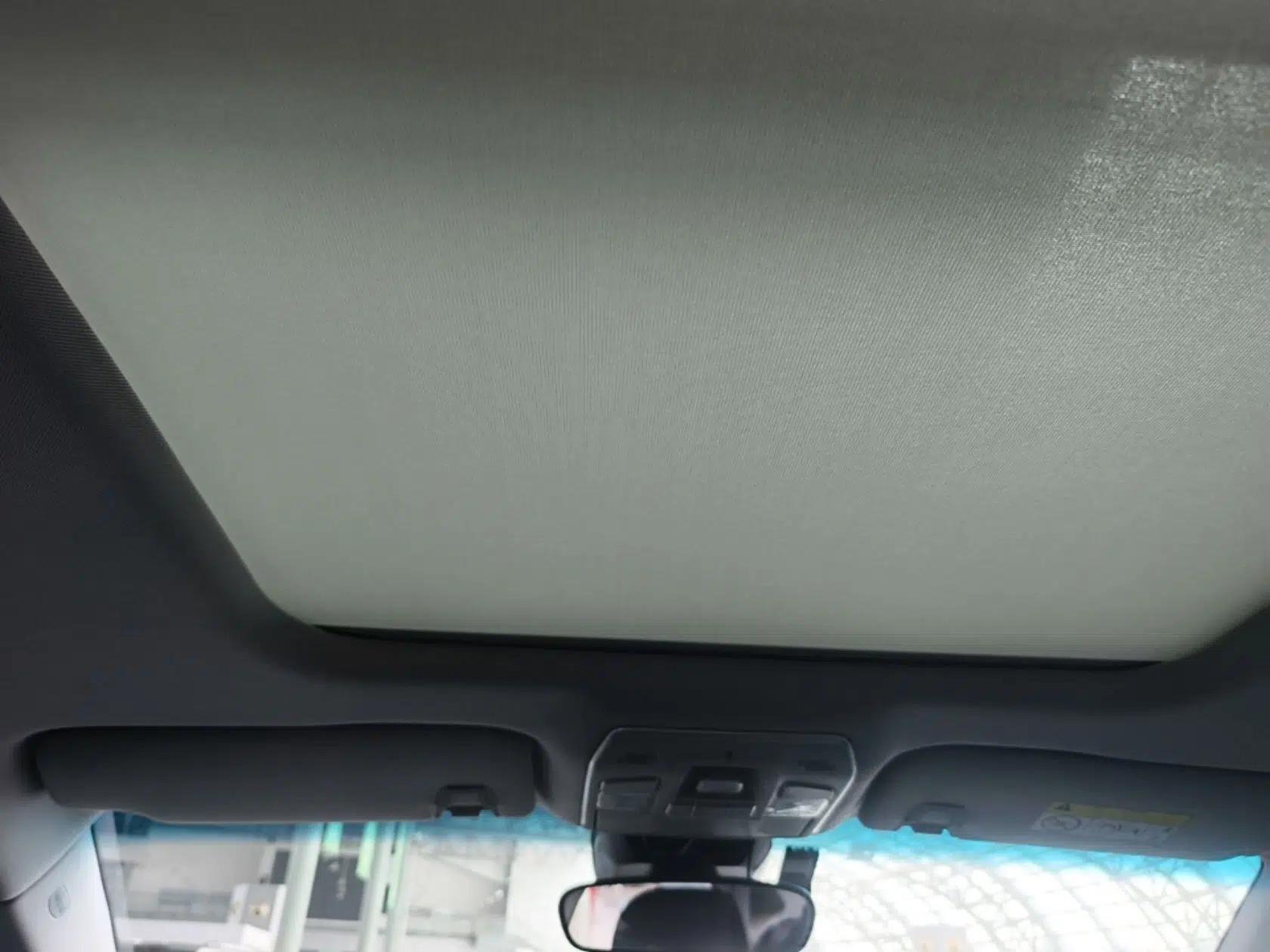 Geely Auto Emgrand GT New Energy 2022 1.5T PHEV Extended Range Prestige Version — миниатюра 21