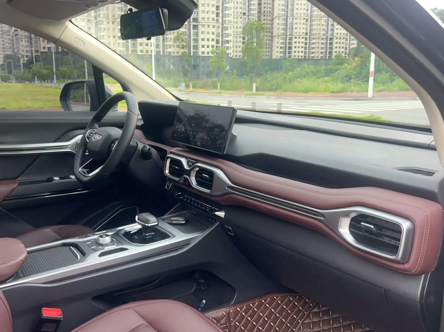 Geely Auto Haoyue 2022 1.8TD DCT Luxury 7-Seater — миниатюра 35