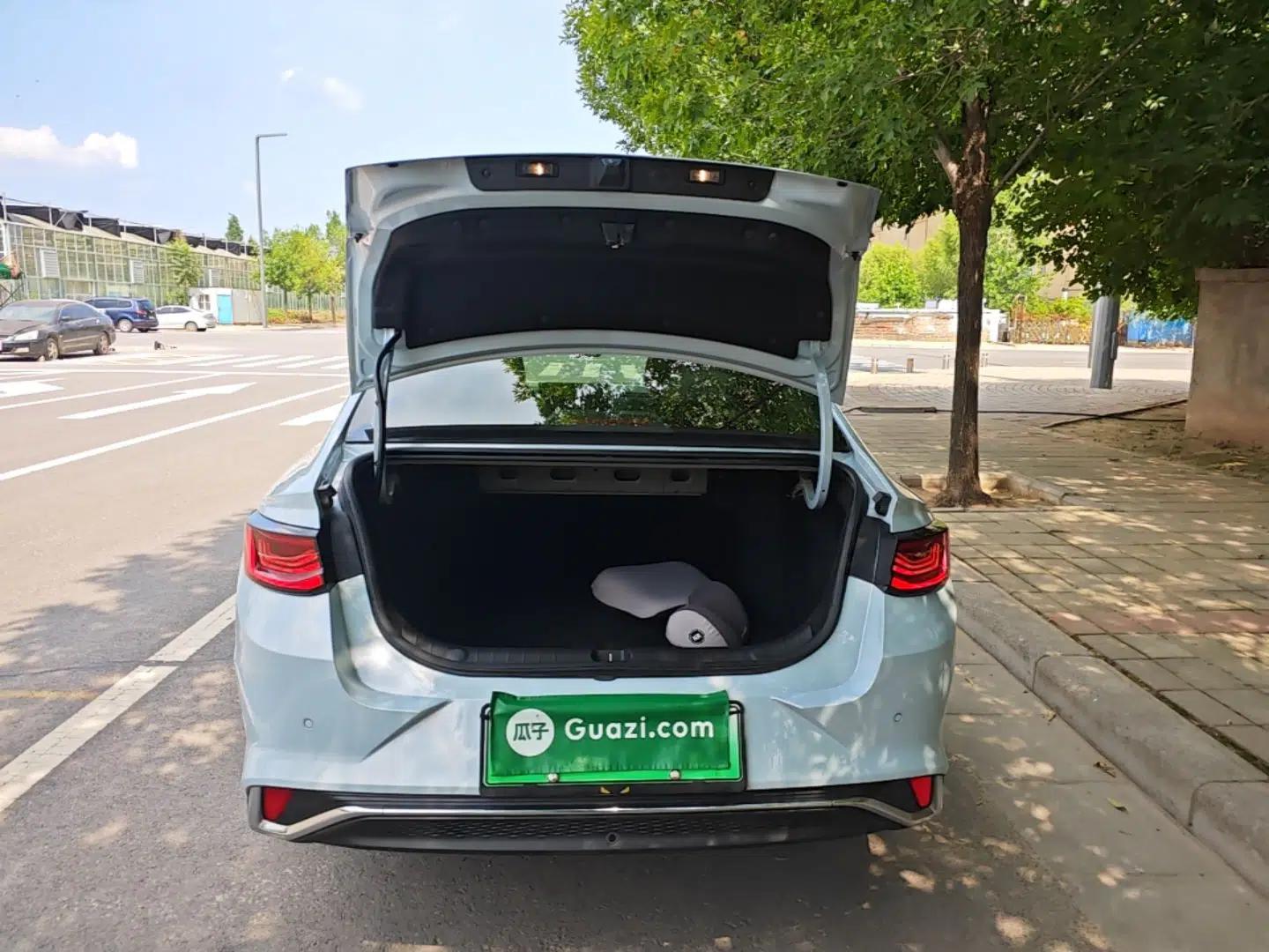 Geely Auto Emgrand L HiP 2022 1.5TD-DHT Pro 100KM Super Rui — миниатюра 22