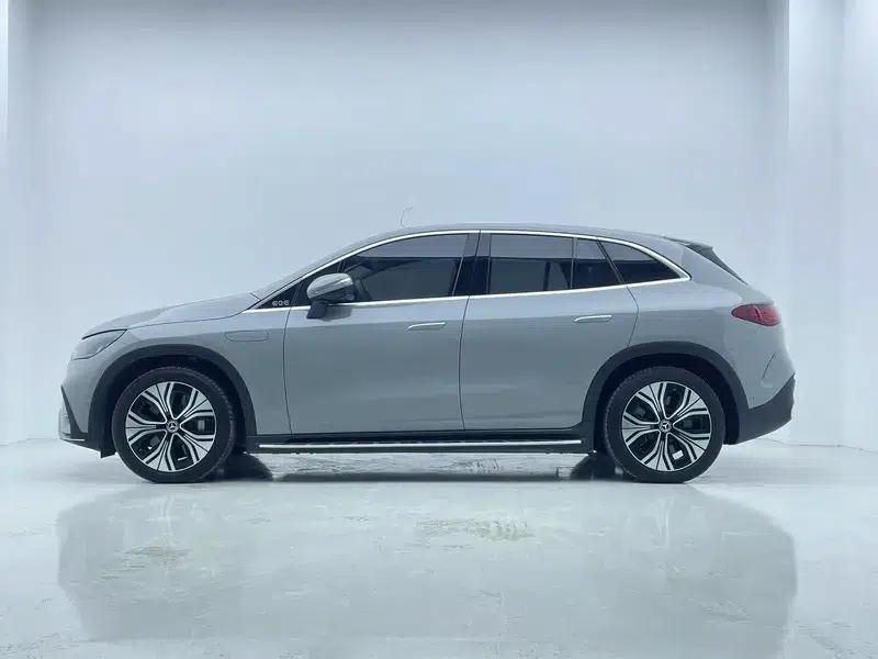 2024 Mercedes-Benz EQE SUV 350 4MATIC Luxury Edition — миниатюра 4