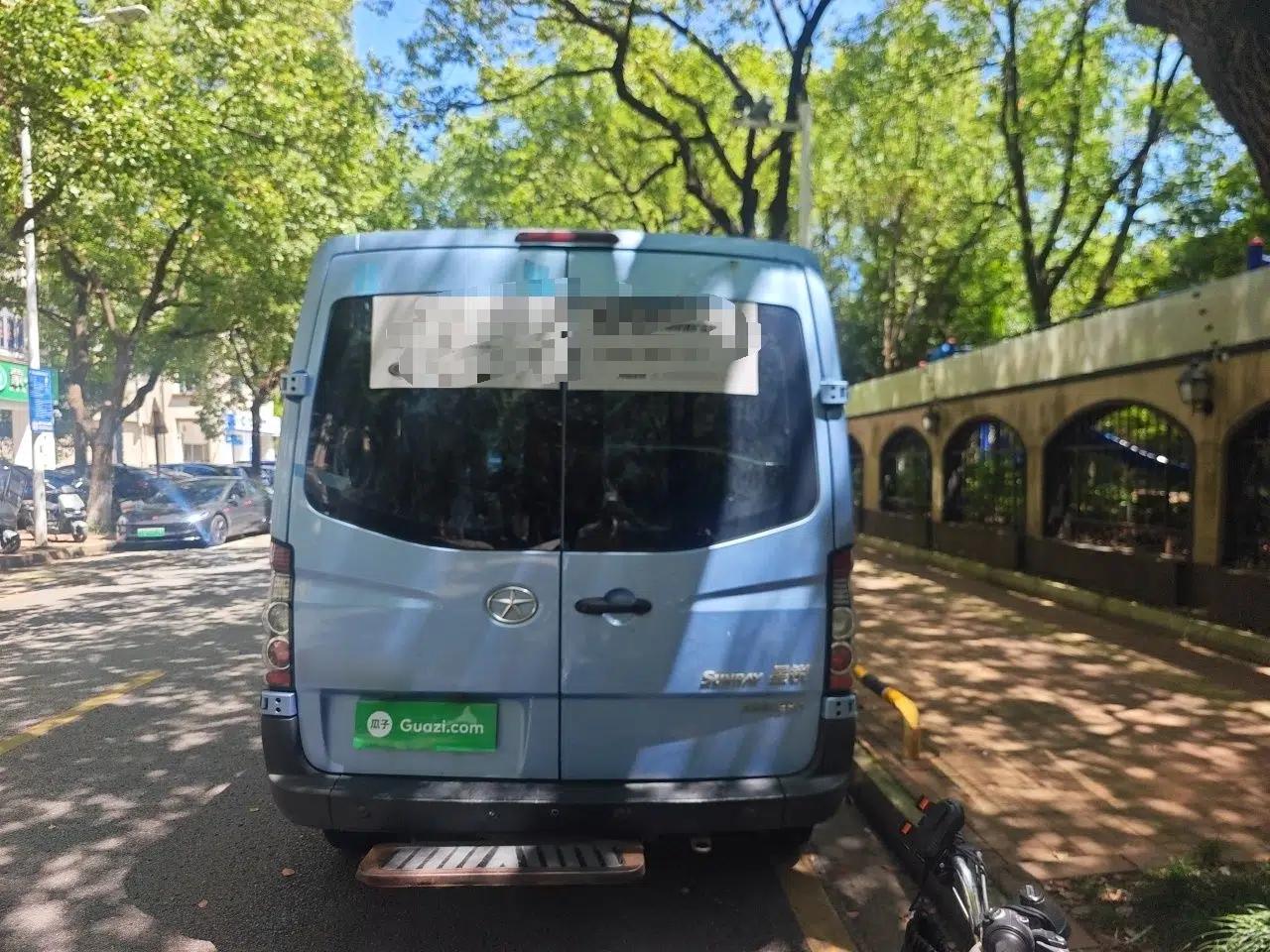 JAC Group Sunray 2017 1.9T Short-Wheelbase Mid-Roof Xingkuai Multi-Purpose Passenger Vehicle — миниатюра 5