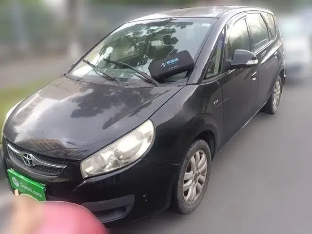 JAC Group Refine M2 2012 1.5L MT IKEA Comfort Edition
