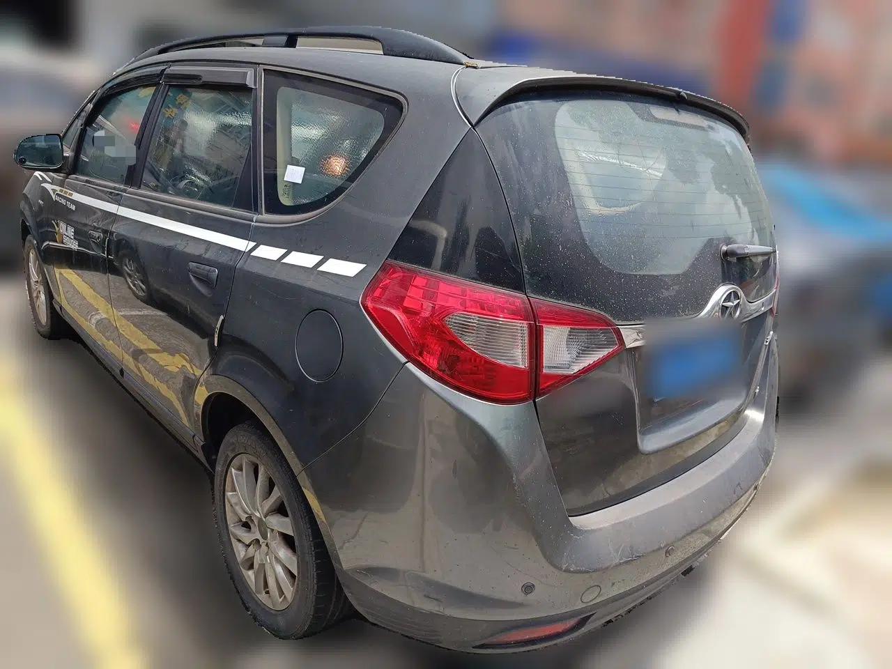 JAC Group Refine M2 Hyundai RS, registered in 2014, manual transmission, 5 seats, gasoline-powered. — миниатюра 4