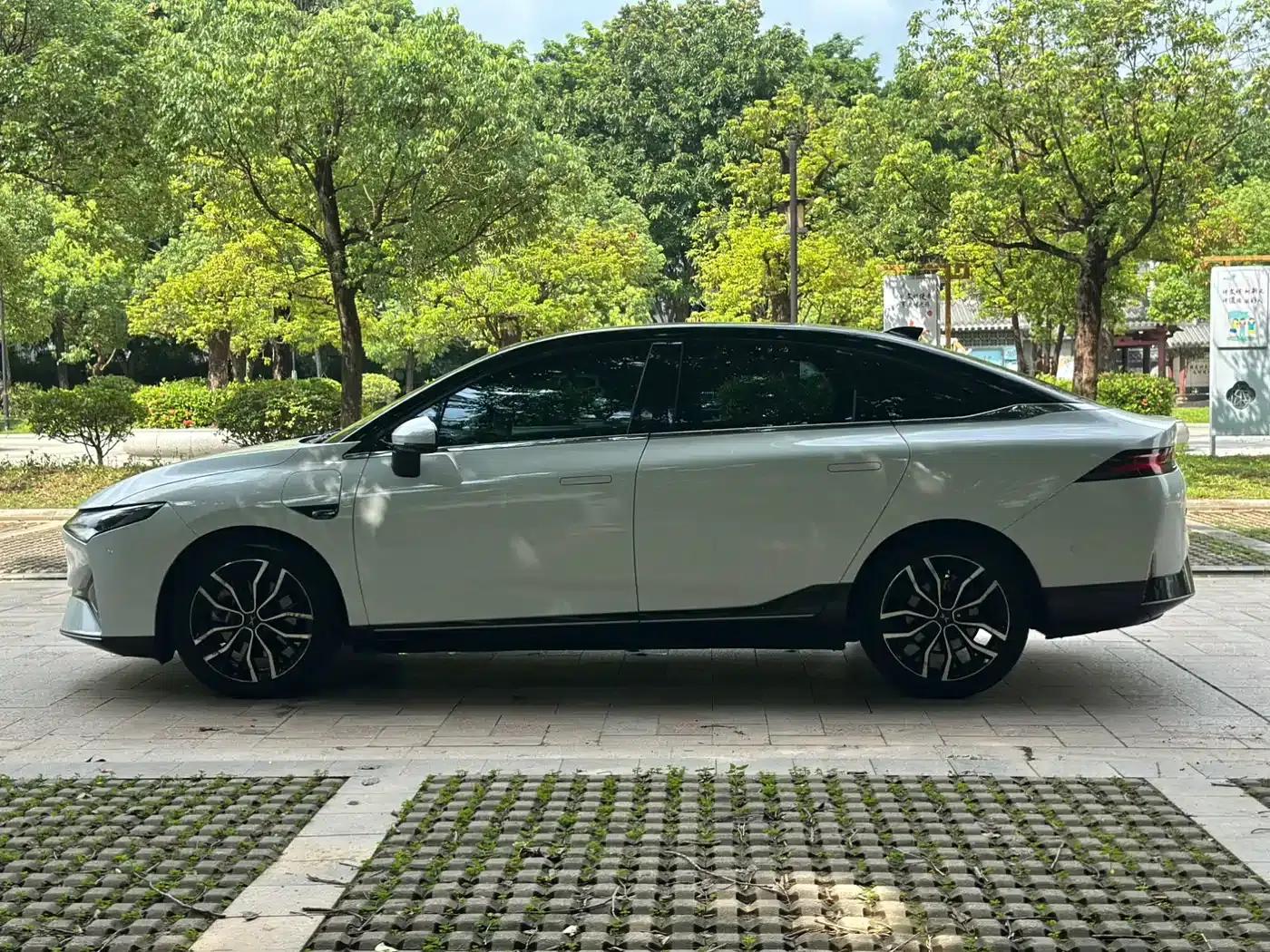 XPeng P5 2021 Model 460G+ — миниатюра 4