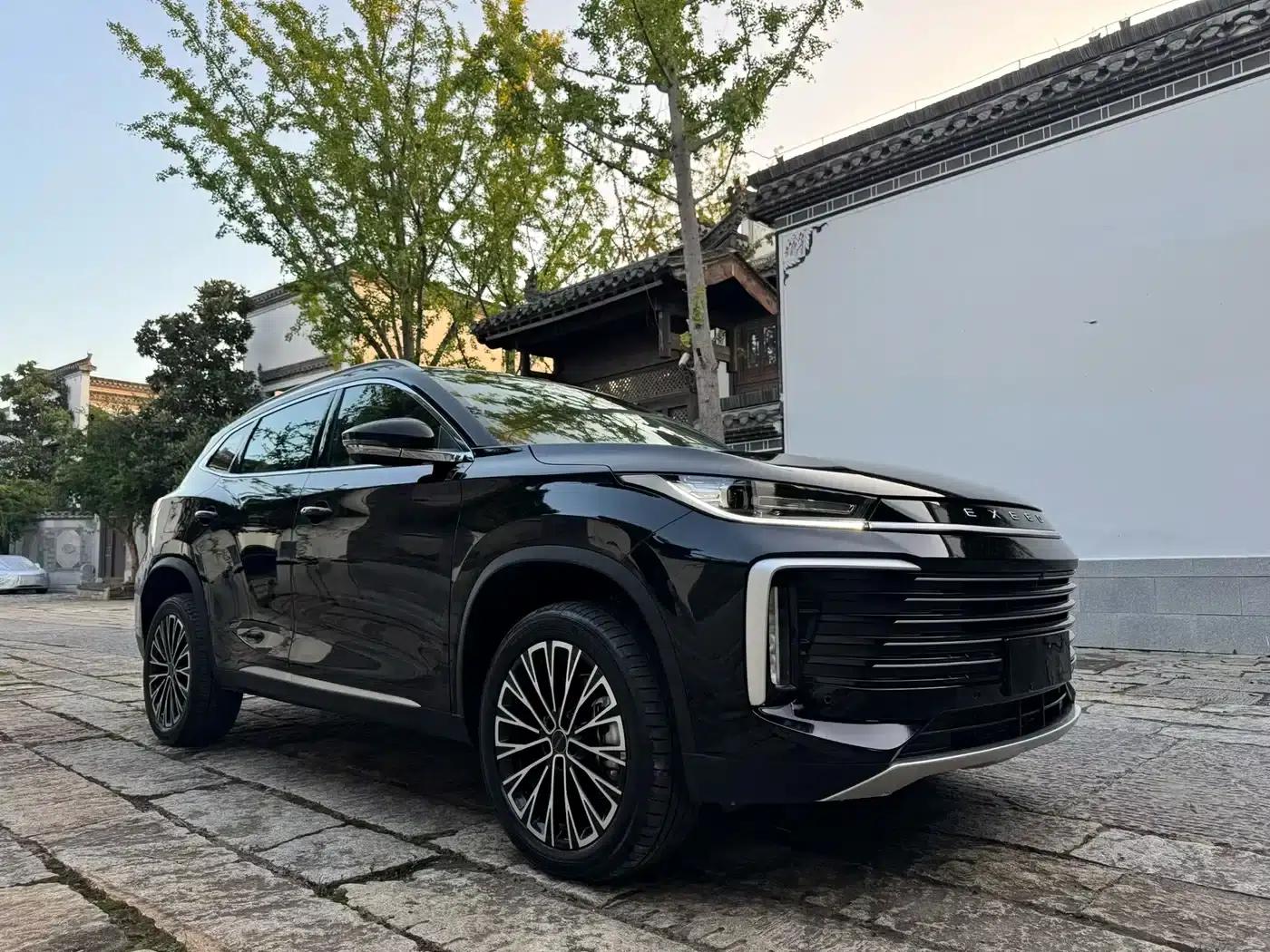 Exeed Soaring 2025 300T 2WD Star Edition — миниатюра 3