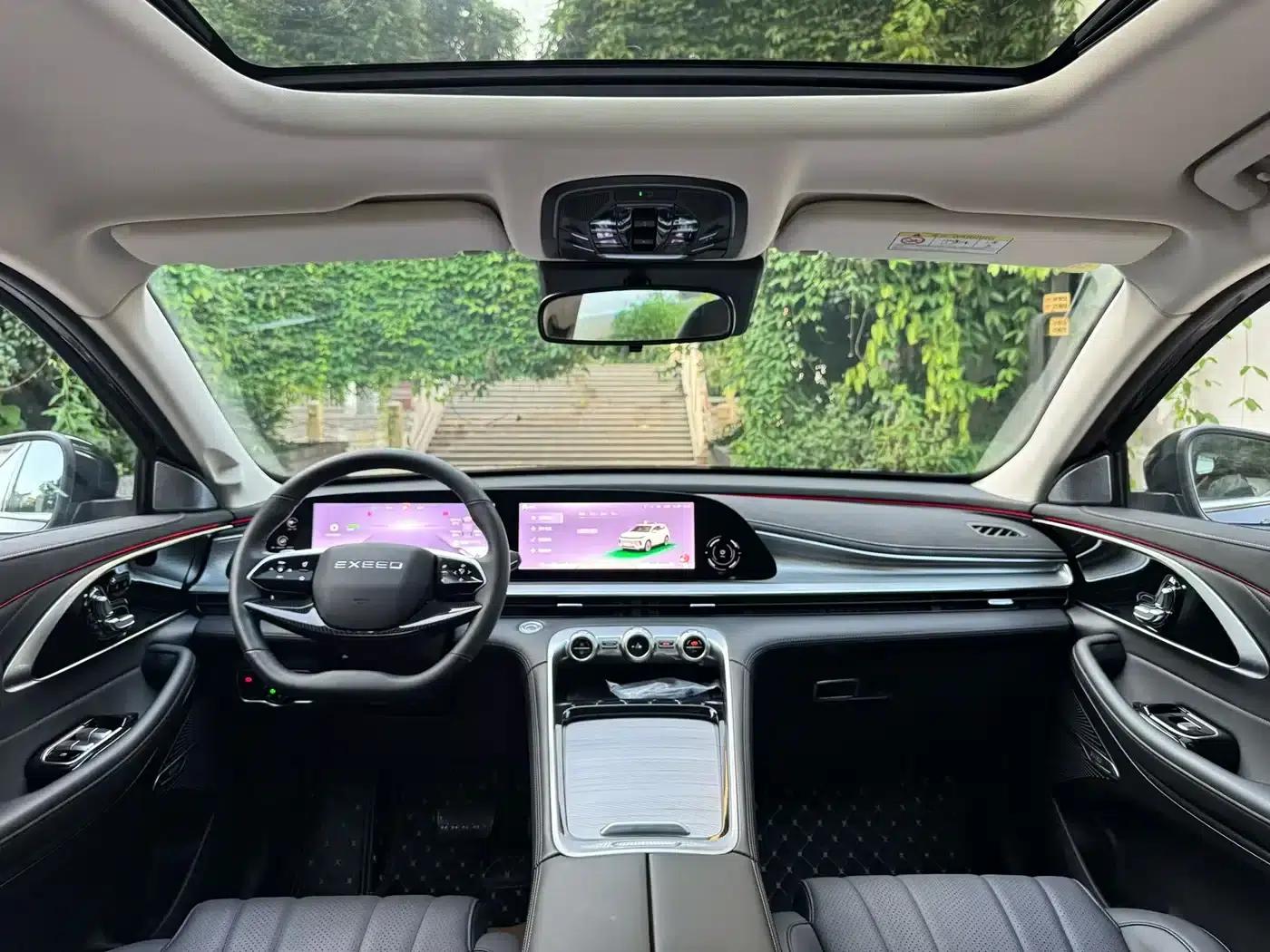 Exeed Soaring 2025 300T 2WD Star Edition — миниатюра 5