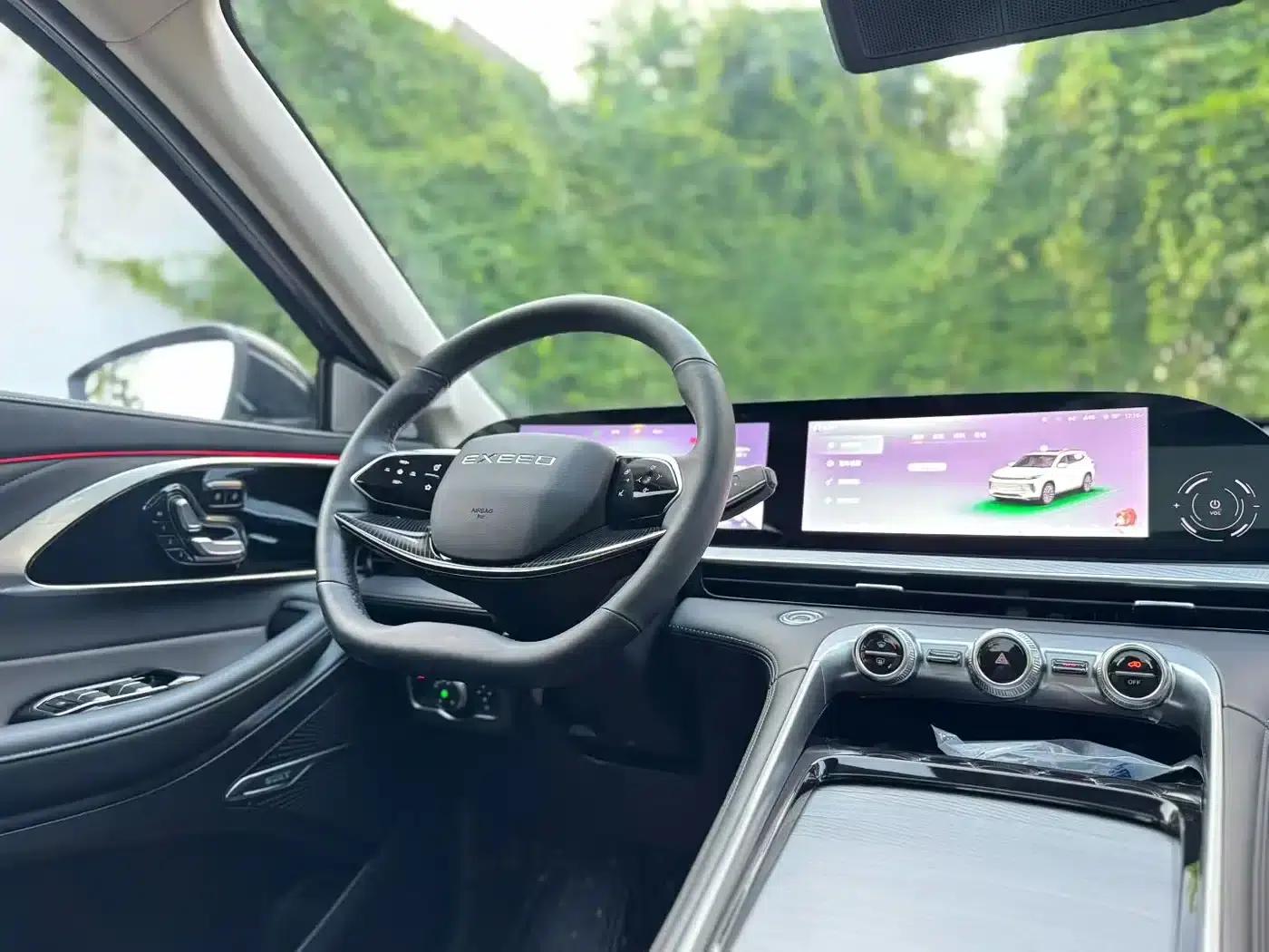 Exeed Soaring 2025 300T 2WD Star Edition — миниатюра 8