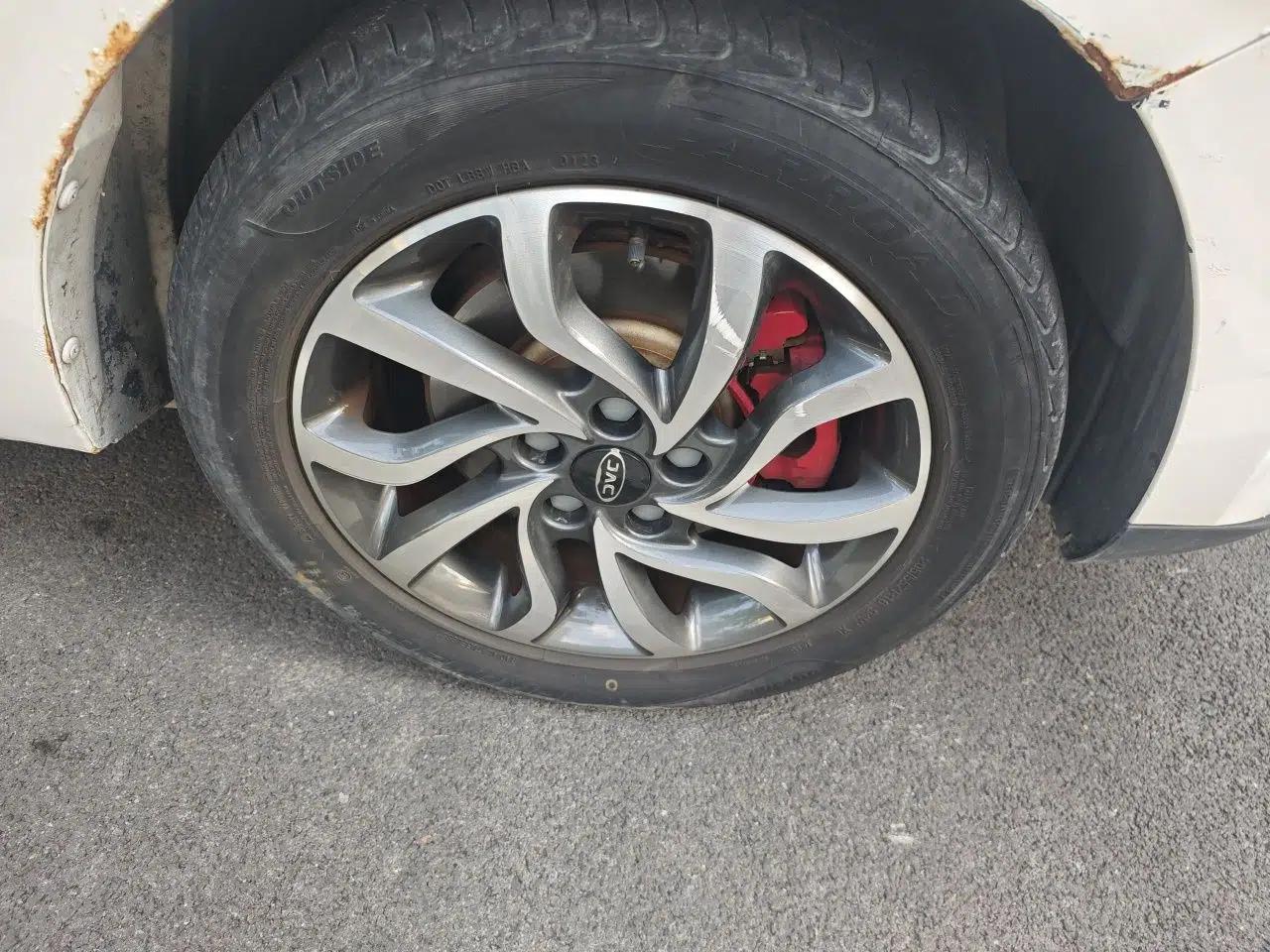 JAC Group iEV7S 2017 ZhiZun Model — миниатюра 8
