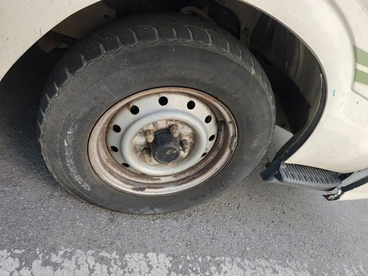 Jinbei Hiace 2014 2.0L 5th Generation Kuaiyunwang Business Version 4G19 — миниатюра 8