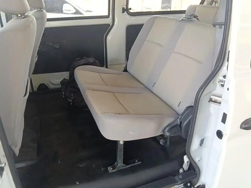 Jinbei Hiace X30 2023 1.5L Super-Comfortable Passenger Van 5/6/7-Seater Non-Air-Conditioned Version Model SWC15M — миниатюра 20