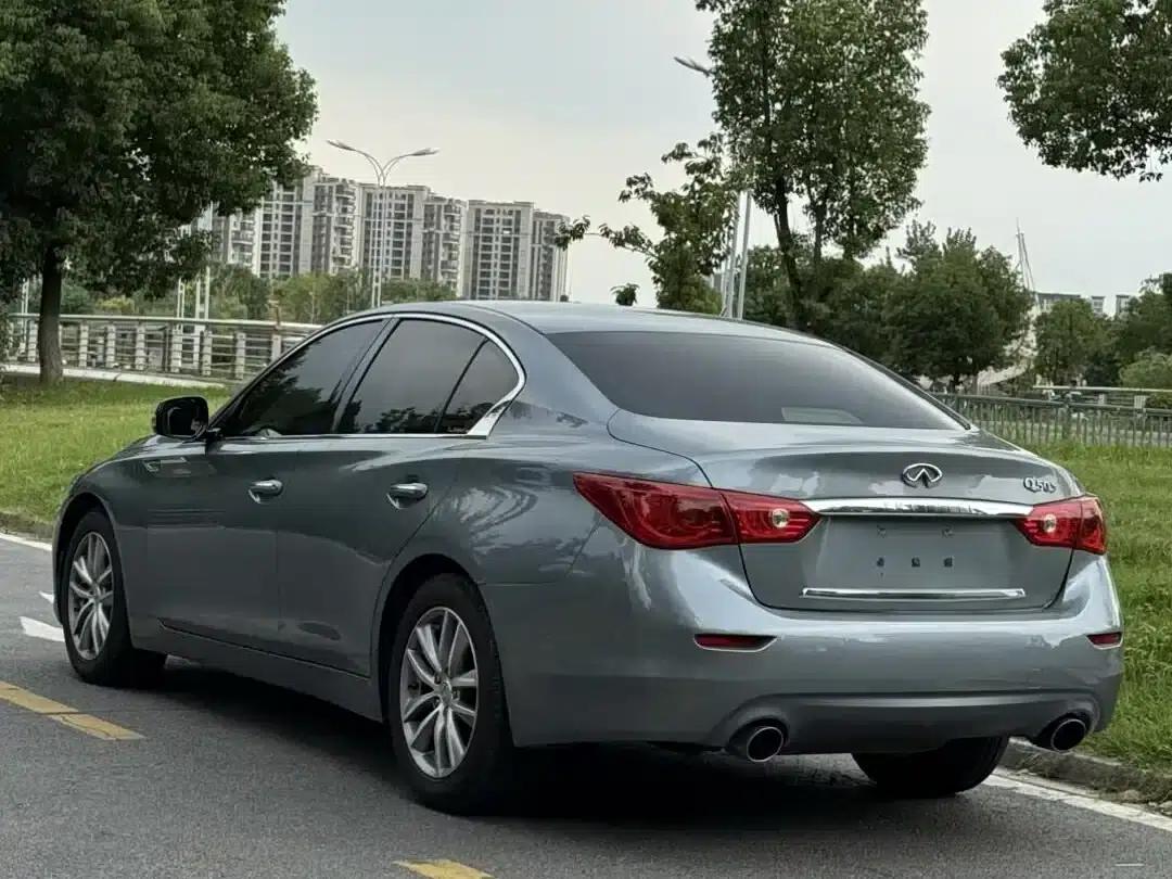 Infiniti Q50 2014 2.0T Comfort Edition — миниатюра 4