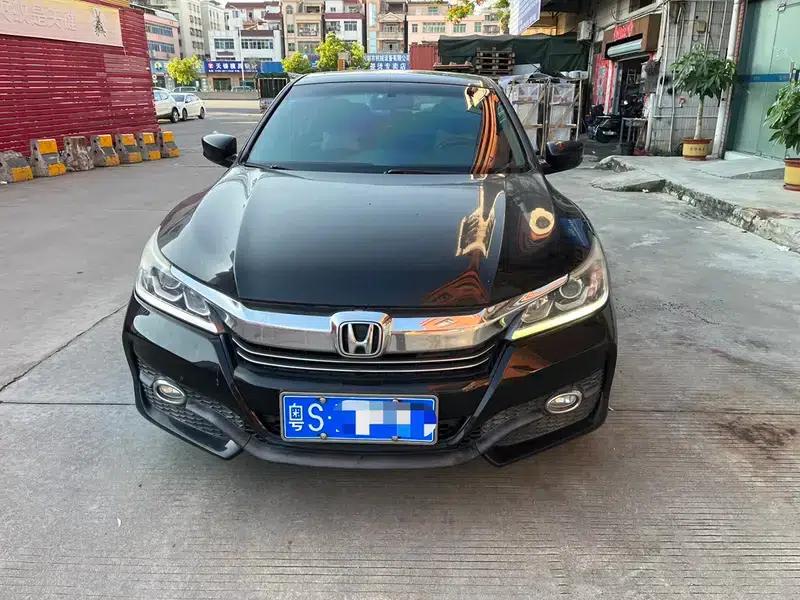 2016 Honda Accord 2.0L Comfort Edition — миниатюра 2