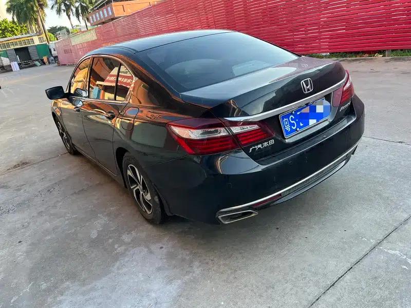 2016 Honda Accord 2.0L Comfort Edition — миниатюра 4