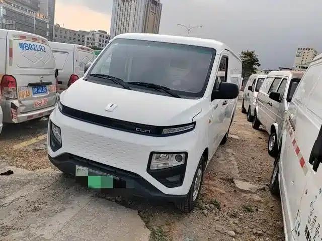 2022 Long Wheelbase Star Enjoy V (41.86kWh) — миниатюра 1