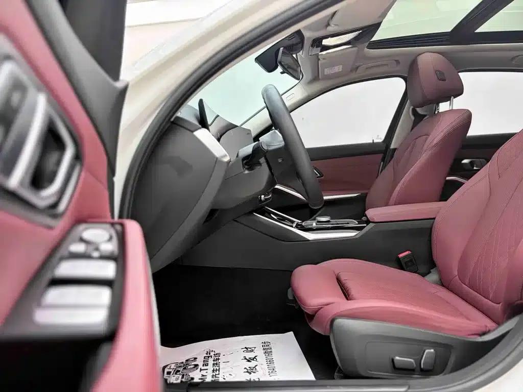 BMW i3 2024 eDrive 40 L Shadow Edition — миниатюра 12