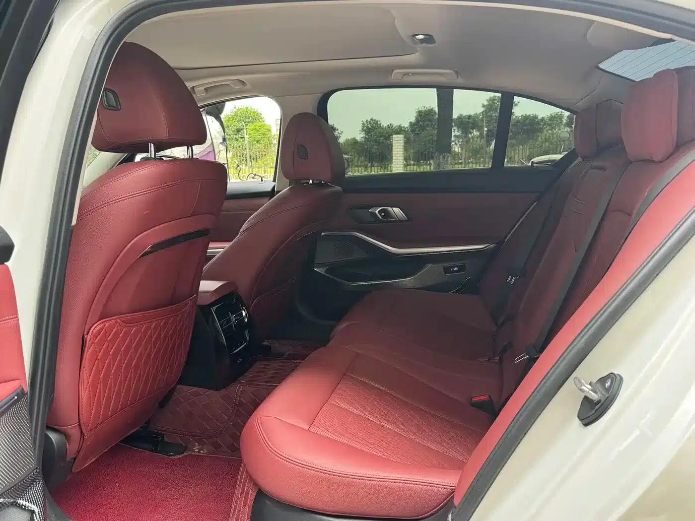 BMW i3 2022 eDrive 35L — миниатюра 10