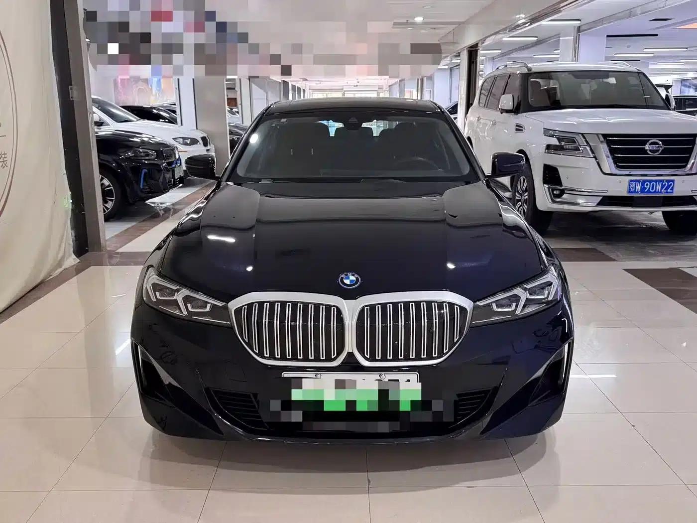 BMW i3 2024 eDrive 35L — миниатюра 2