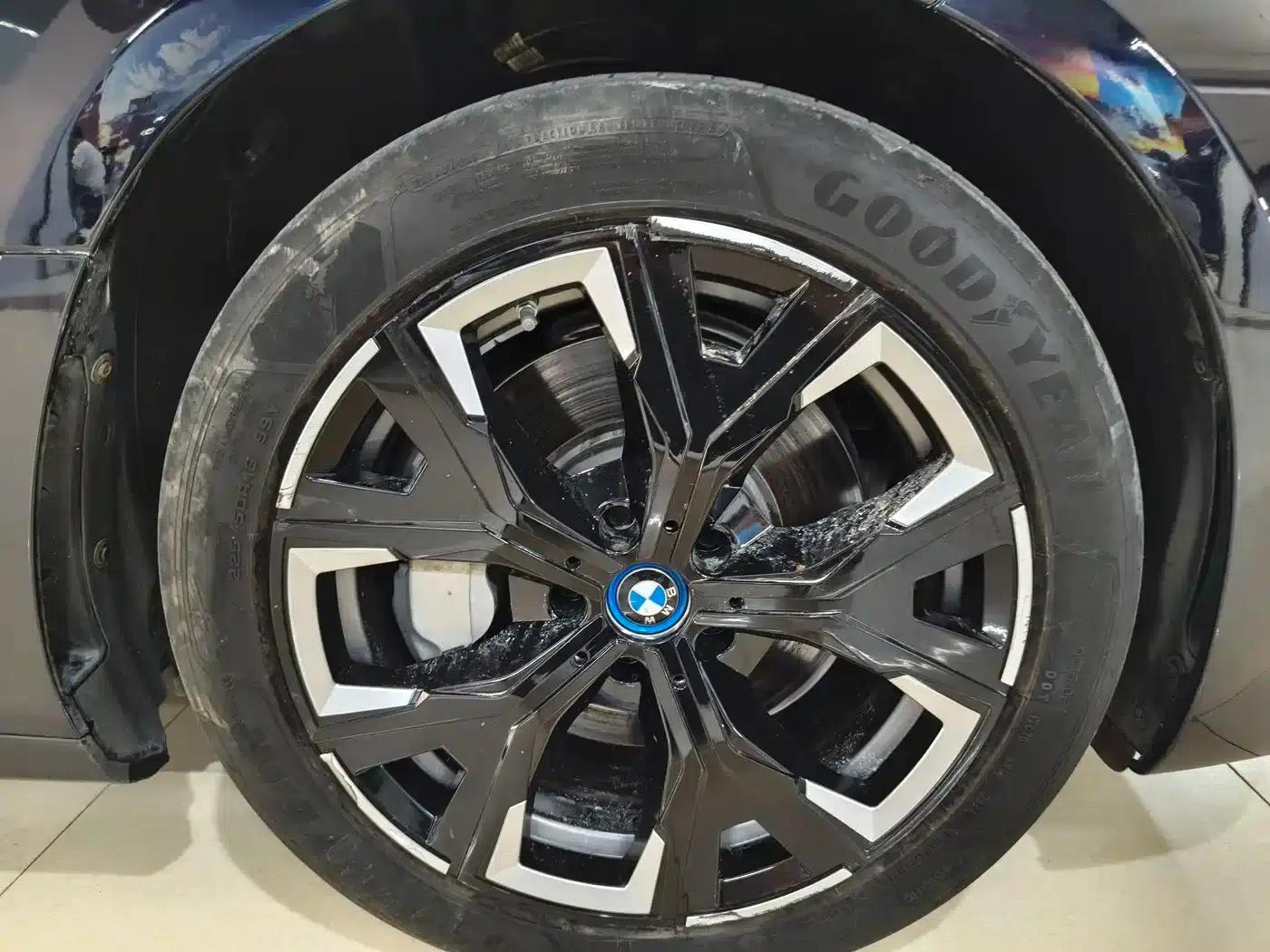 BMW i3 2024 eDrive 35L — миниатюра 5