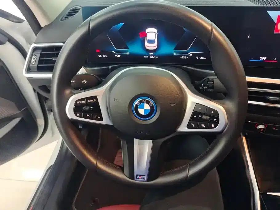 BMW i3 2024 eDrive 35L — миниатюра 14