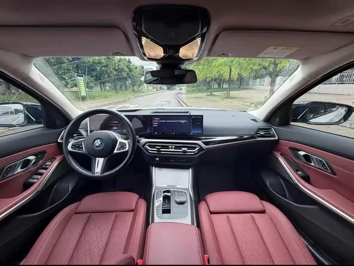 BMW i3 2023 eDrive 40 L Shadow Edition — миниатюра 4