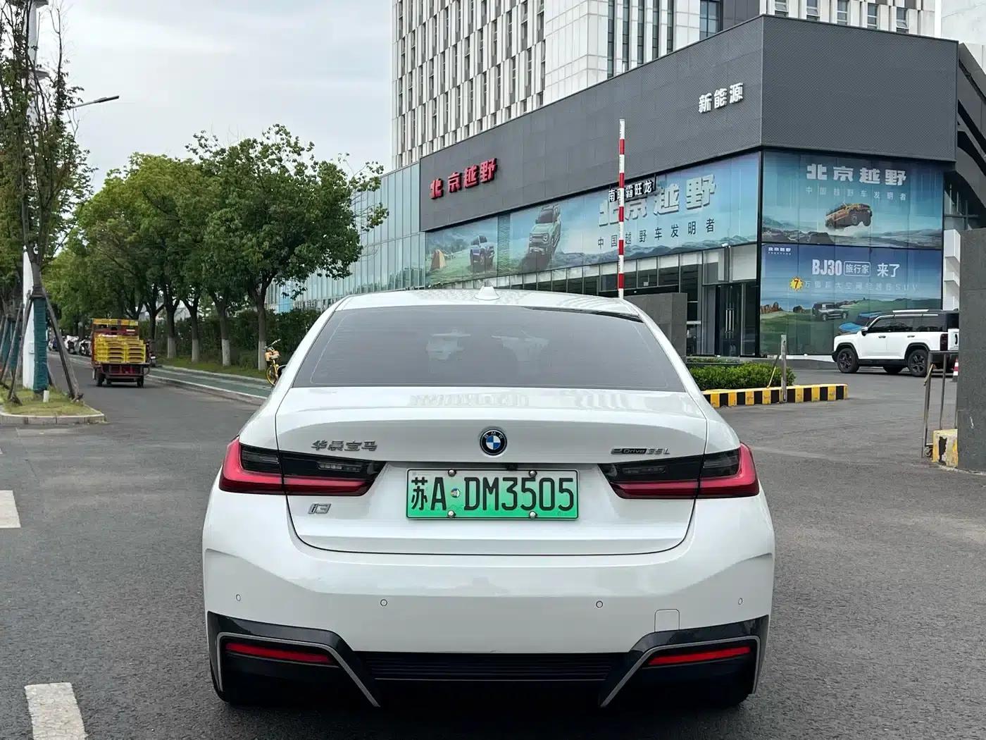 BMW i3 2022 eDrive 35L — миниатюра 6