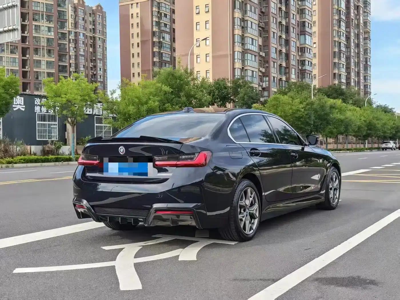 BMW i3 2022 eDrive 35L — миниатюра 5
