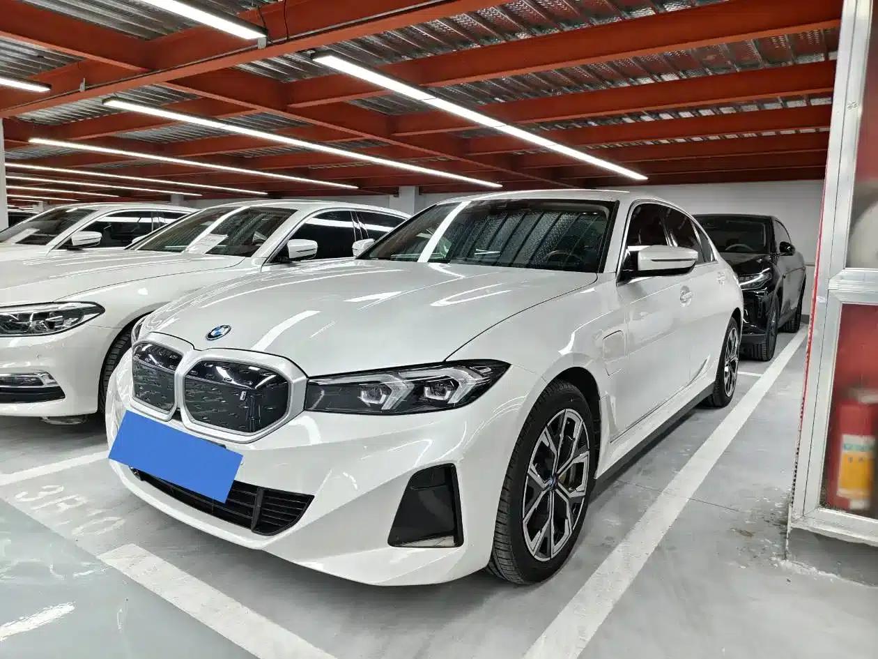 BMW i3 2024 eDrive 35L — миниатюра 1