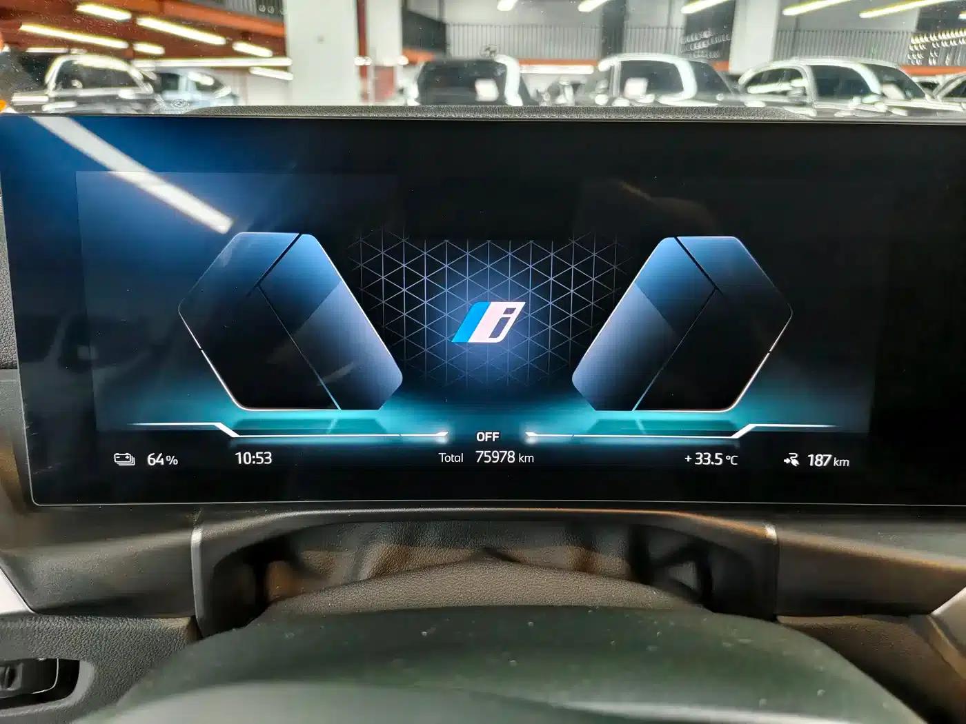BMW i3 2024 eDrive 35L — миниатюра 5