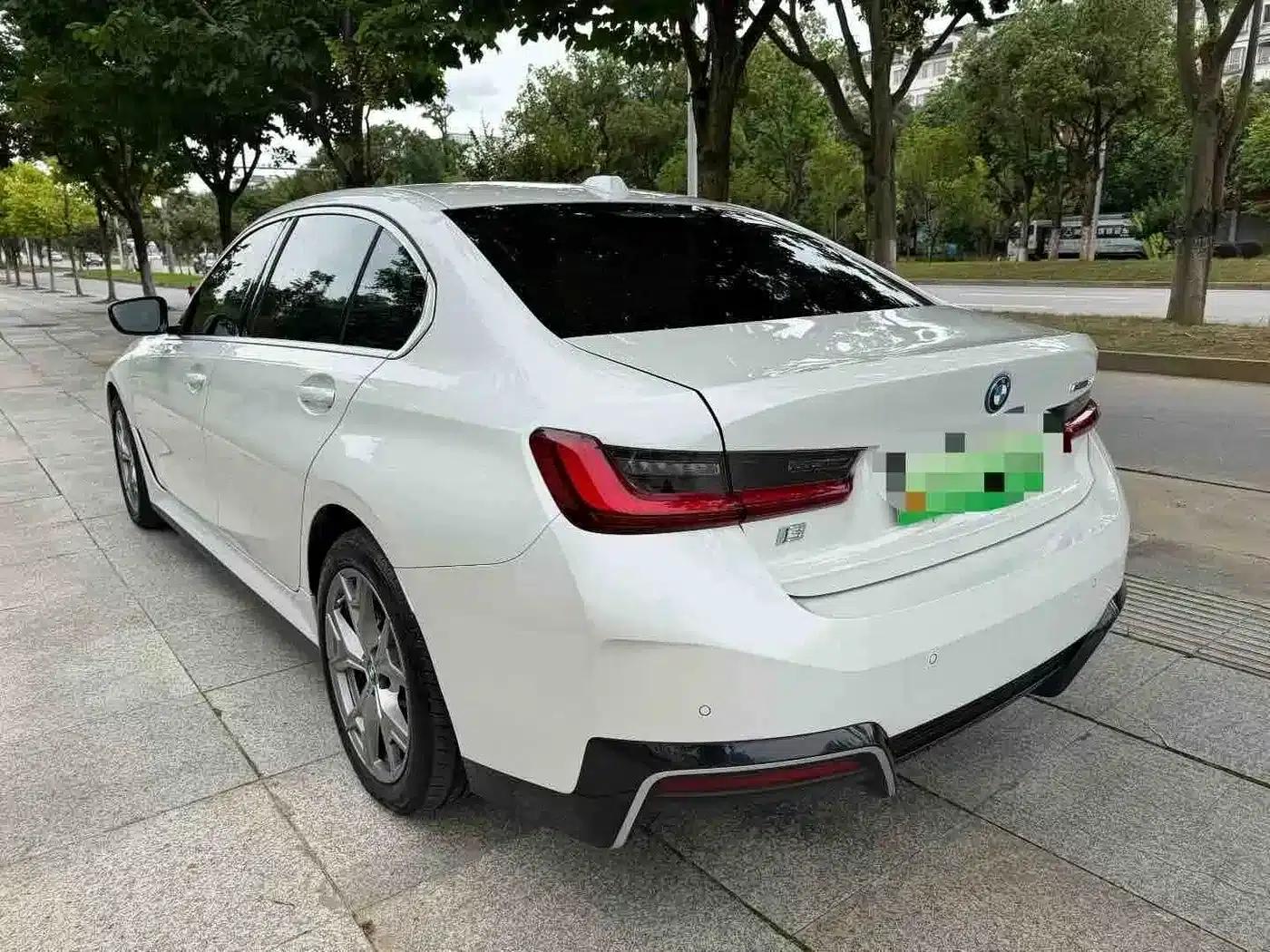 BMW i3 2024 eDrive 35L — миниатюра 9