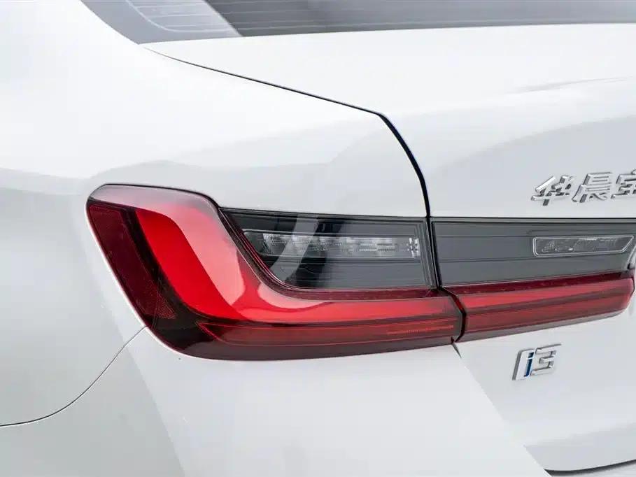 BMW i3 2022 eDrive 35L — миниатюра 12