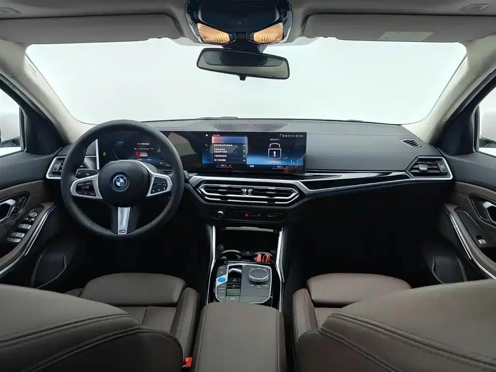BMW i3 2022 eDrive 35L — миниатюра 17