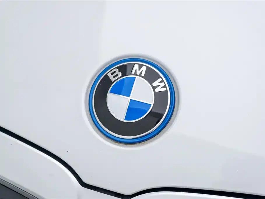 BMW i3 2022 eDrive 35L — миниатюра 10