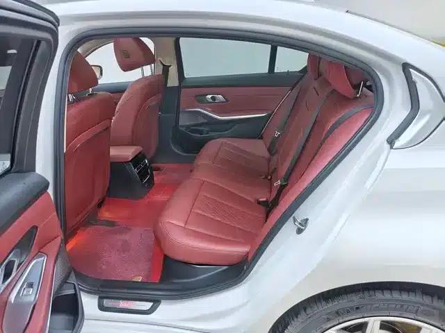 BMW i3 2022 eDrive 35L — миниатюра 8
