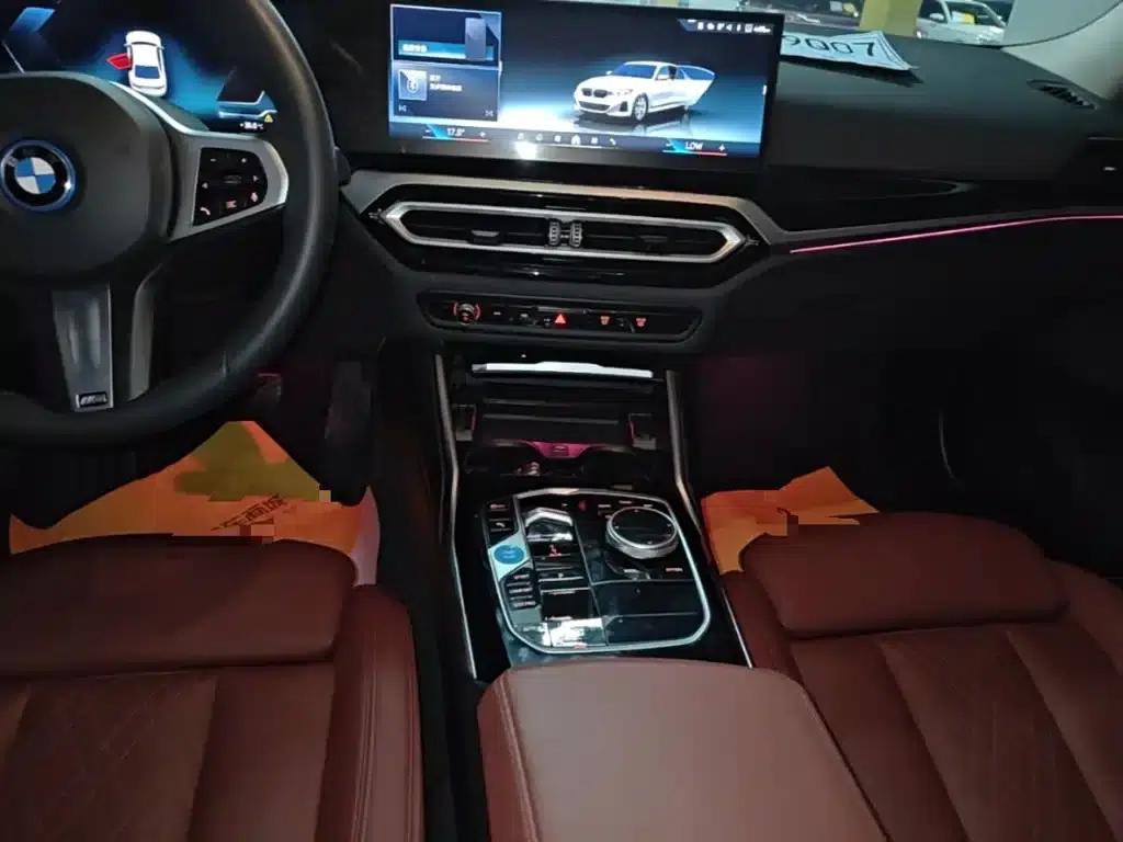 BMW i3 2024 eDrive 35L — миниатюра 13